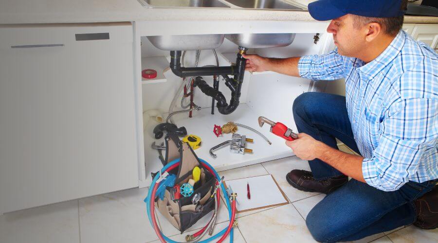 Professional emergency plumbing in Dows, IA